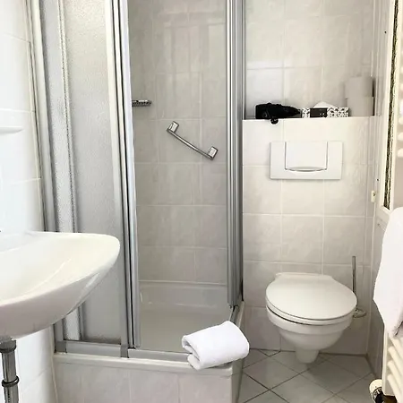 Apartmenthaus Am Tegernsee - Studios Mit Kuechenzeile Und Mit Bus Erreichbar Bad Wiessee Extérieur photo